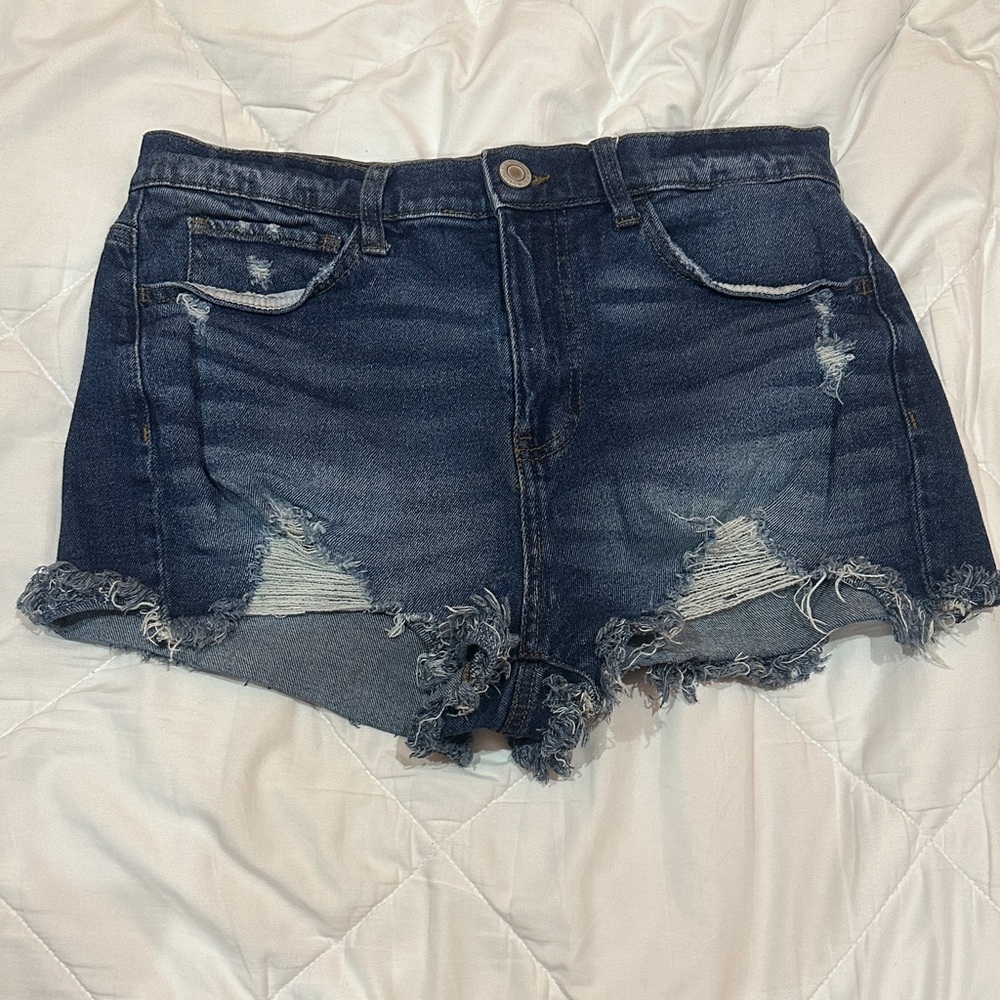NWOT Denim Distressed Women Shorts size 11/30W